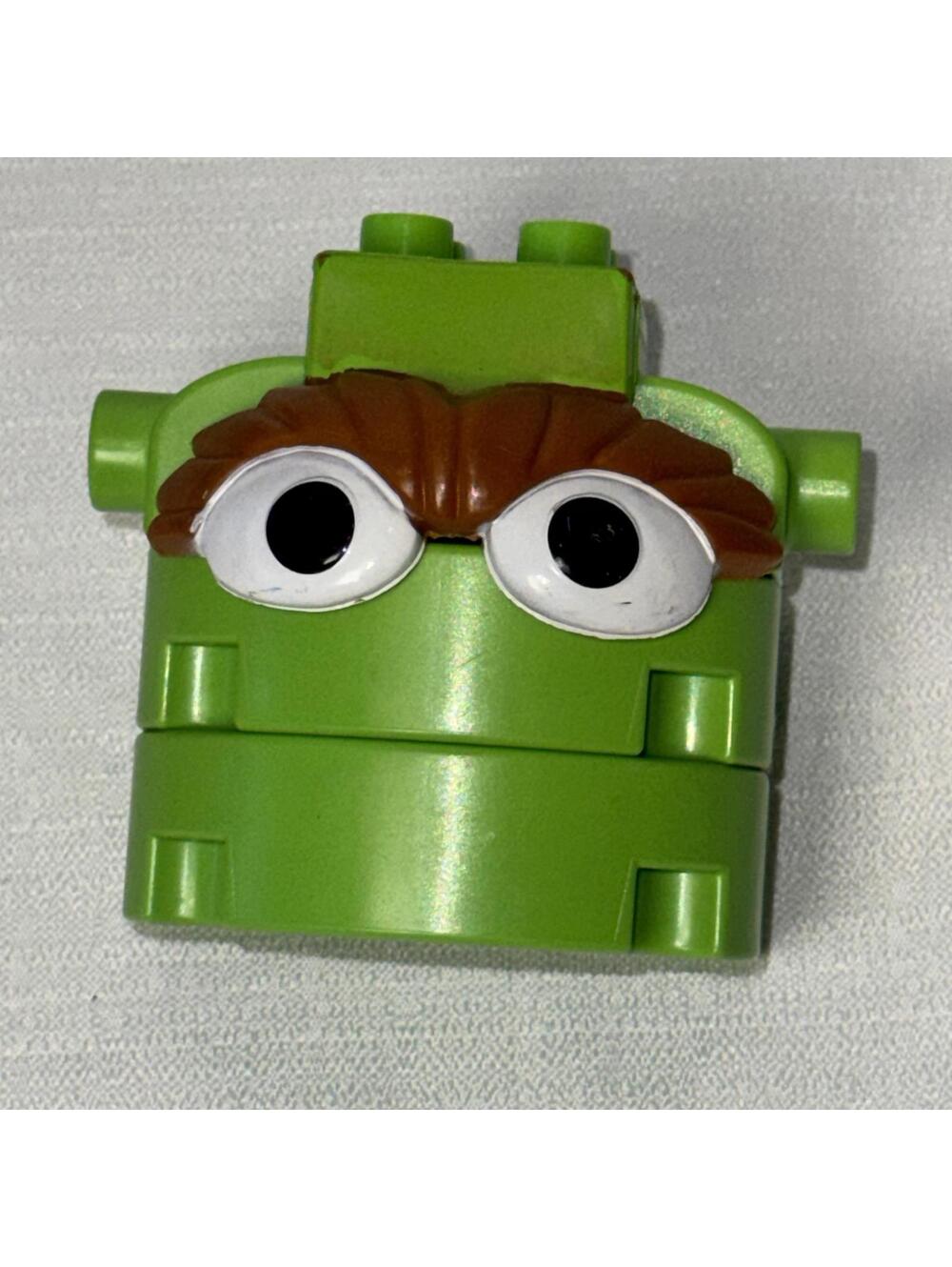 K'NEX Oscar the Grouch Sesame Street REPLACEMENT PIECES Building Set KNEX‎ Duplo
